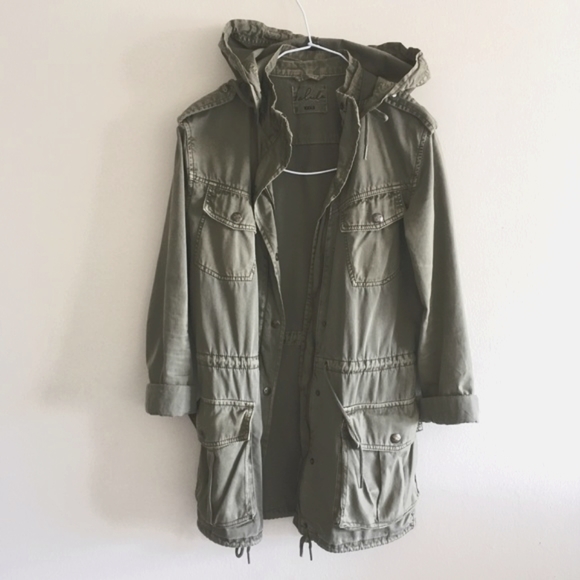 Aritzia Jacket - Picture 1 of 10